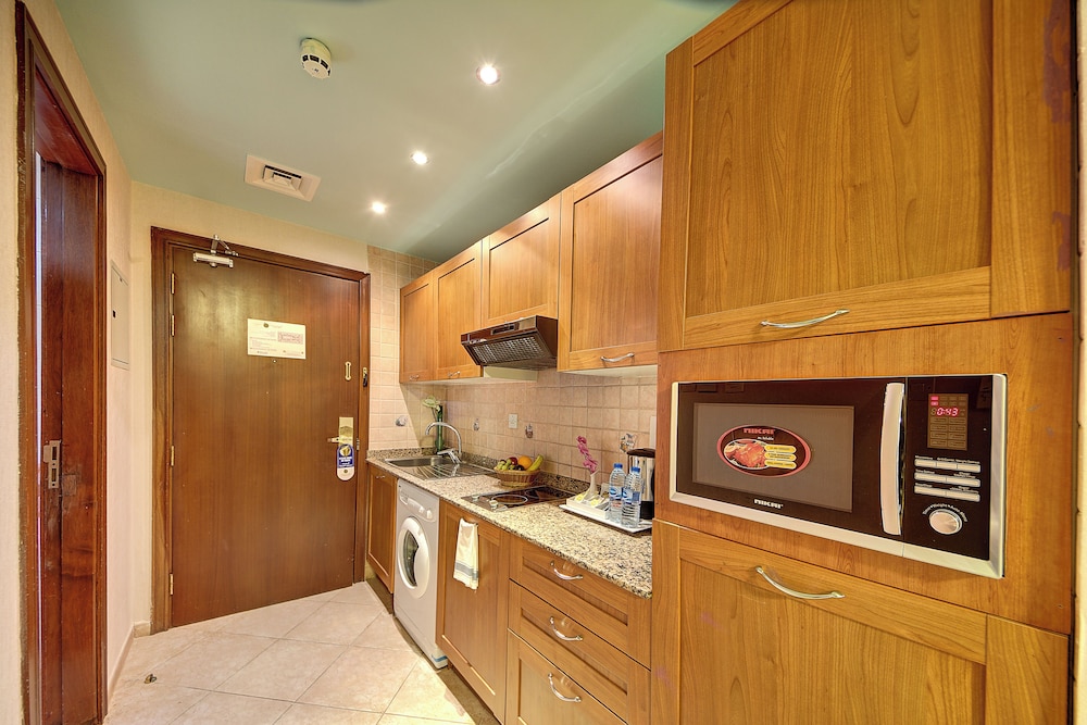 Al Manar Grand Hotel Apartment Bur Dubai 12/64