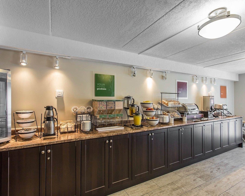 Comfort Inn Midland 34/42