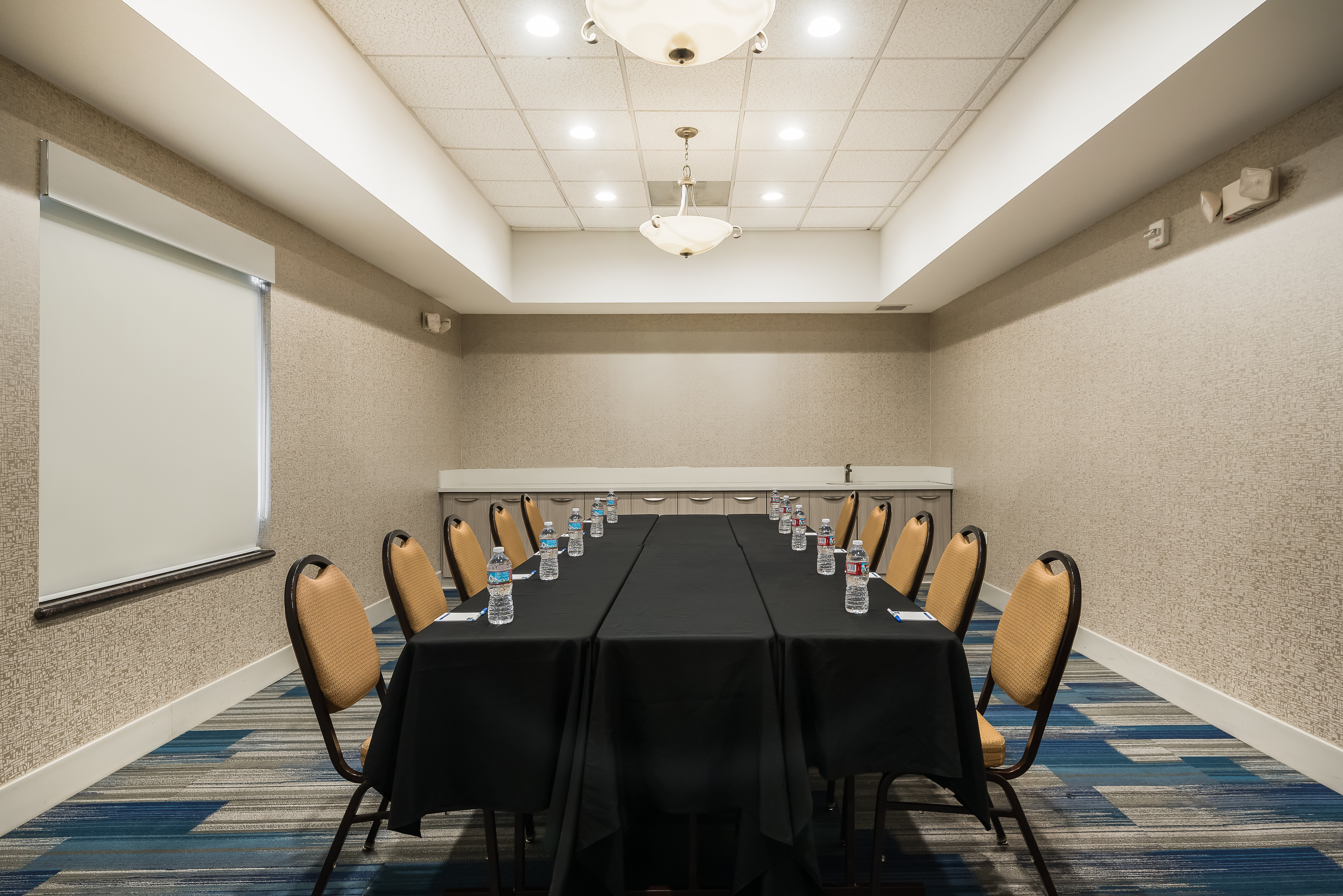 Holiday Inn Express Hotel And Suites Ontario Airport 48/50