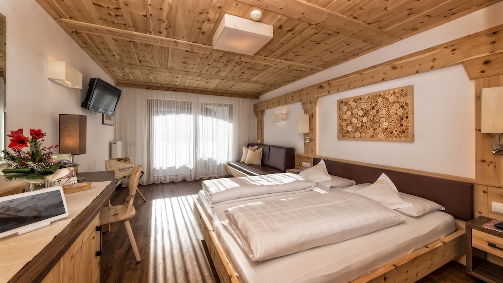 Hotel Interski 15/68
