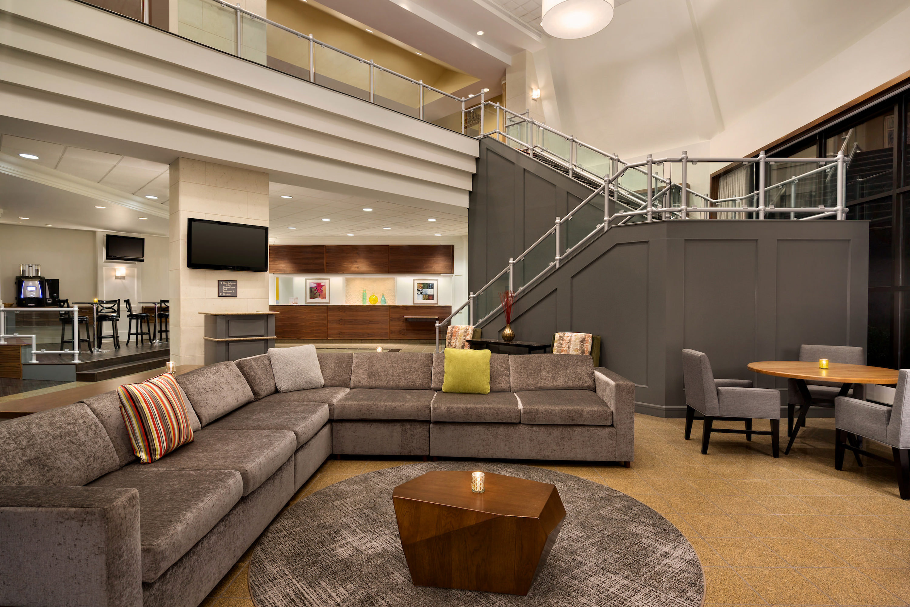 Crowne Plaza Englewood 30/48