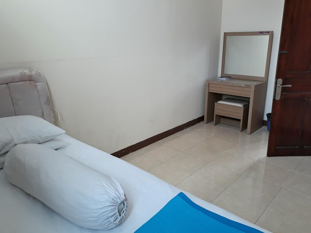 Imam Bonjol Hostel 5/15