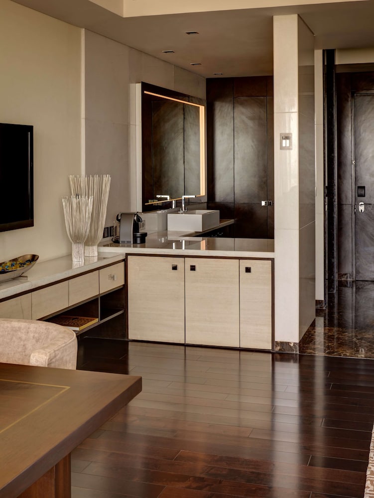 PARK HYATT HYDERABAD 63/69