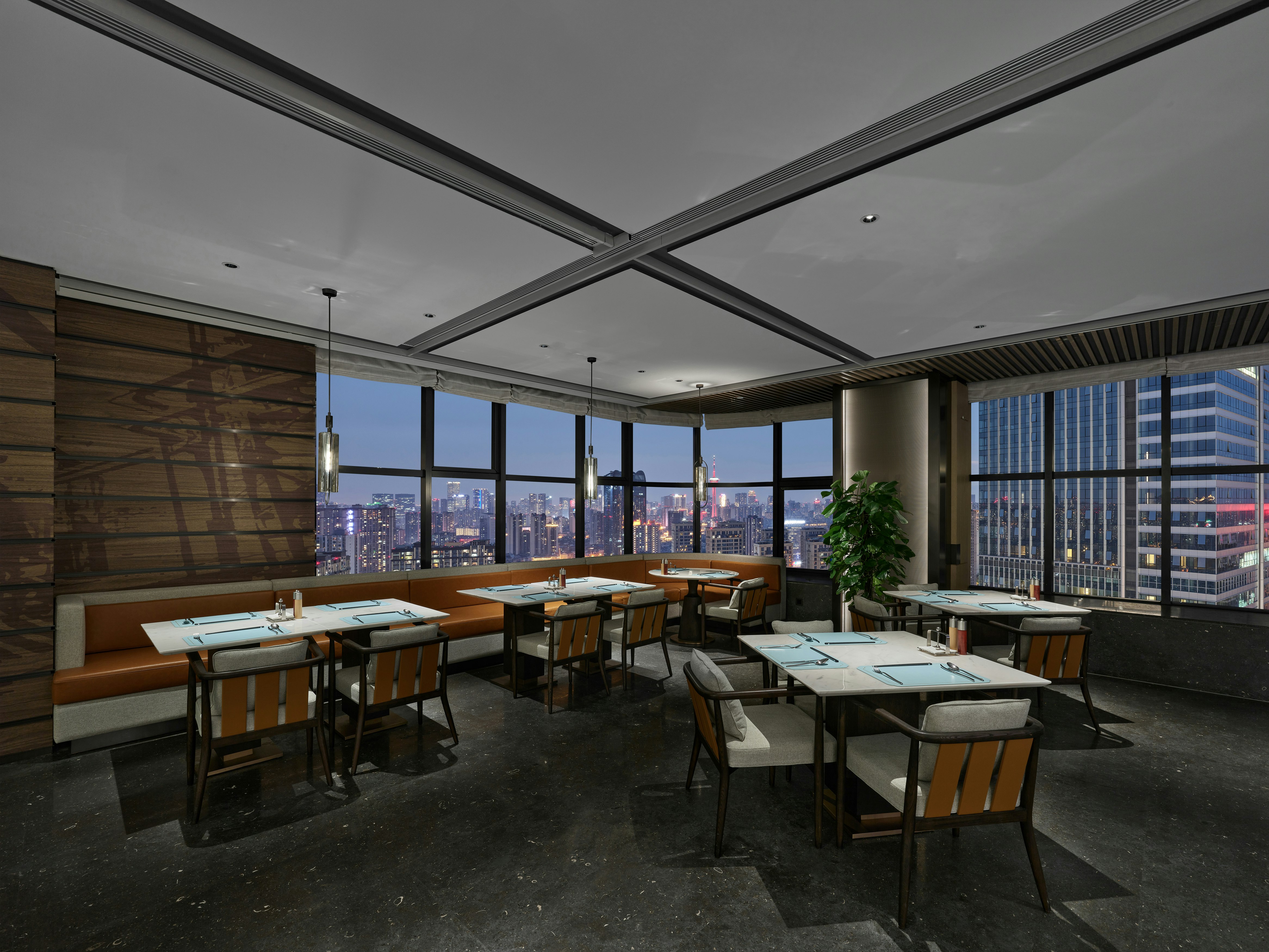 DoubleTree by Hilton Chengdu Riverside 6/27
