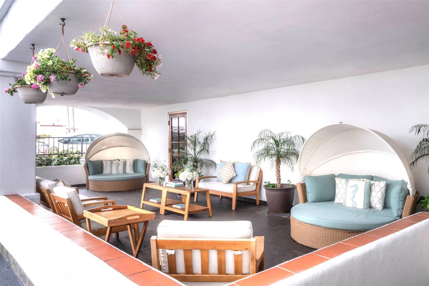 The Volare, Ascend Hotel Collection 34/46