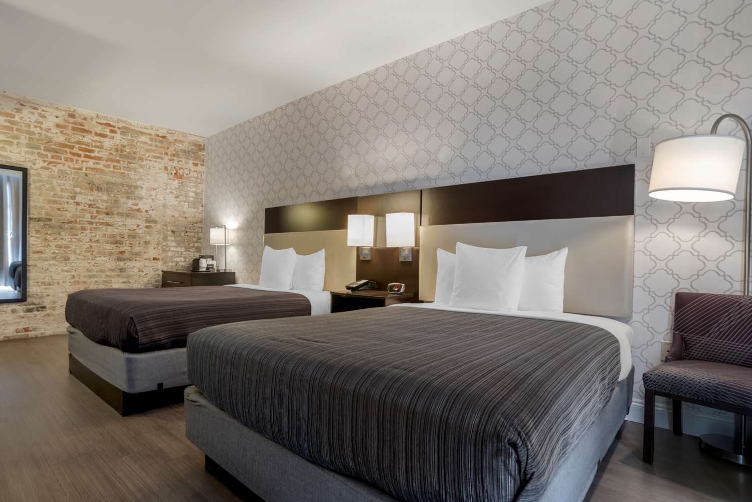 Best Western Plus St. Christopher Hotel 14/49