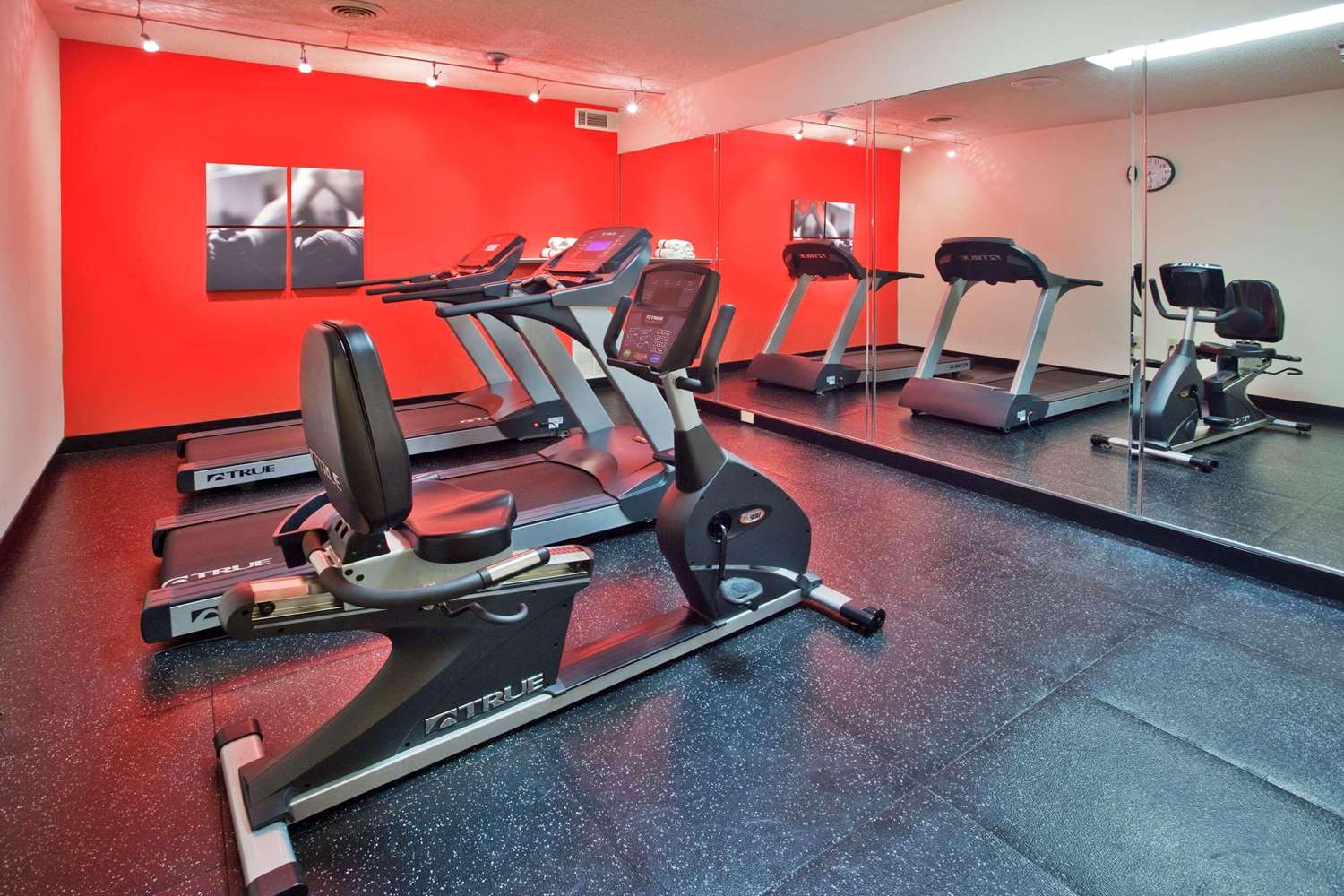 Country Inn Suites By Radisson Mcdonough Ga 1/3