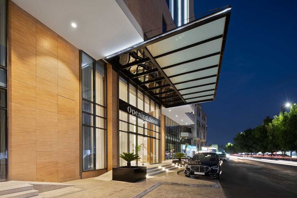 Marlo Hotel 69/73