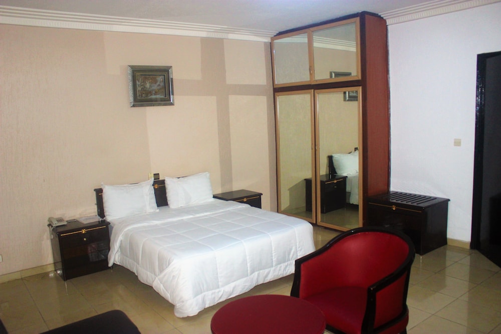 Riviera Hotel Benin 17/42