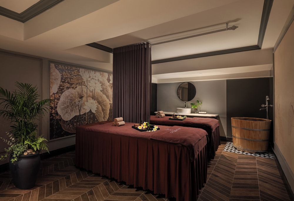 The Legend Hanoi Hotel 25/48