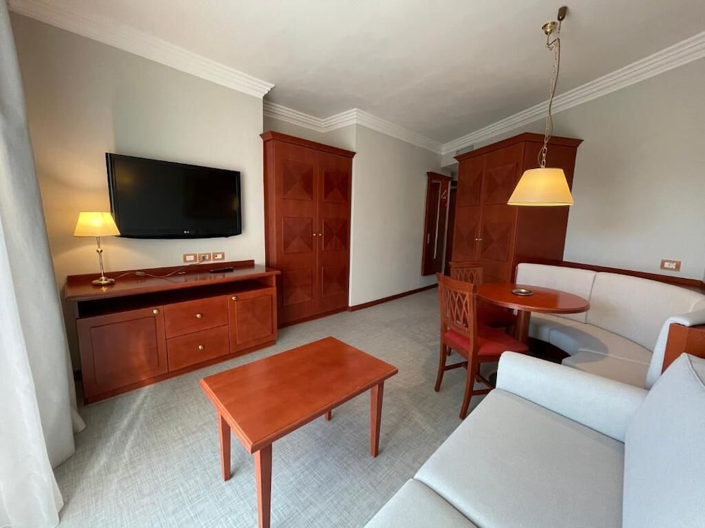 Mediterranee Family Hotel Spa 35/50