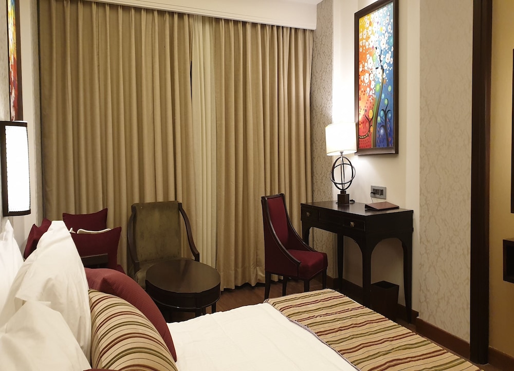 Sarovar Portico Dehradun 16/40