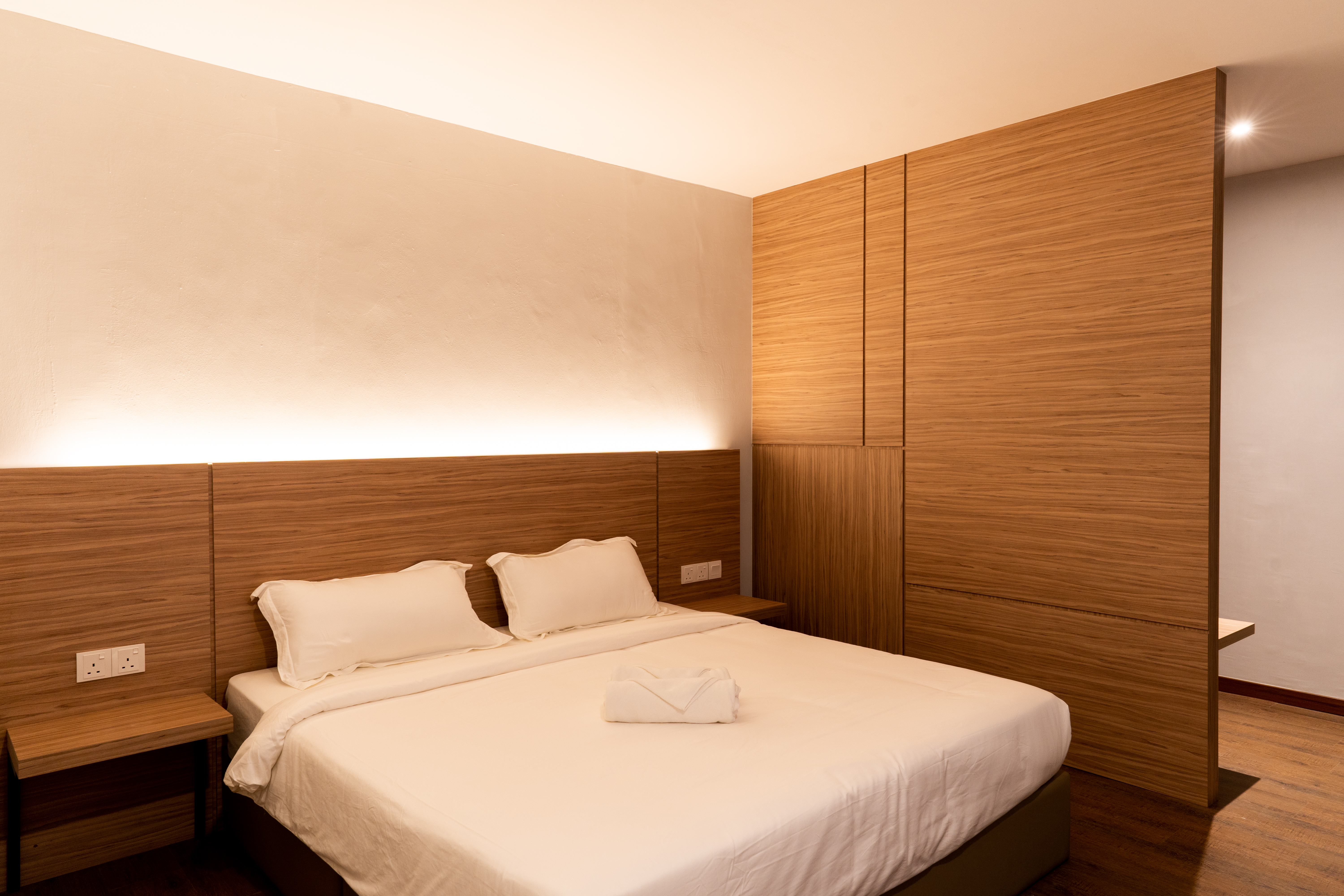 Business, Double Bed