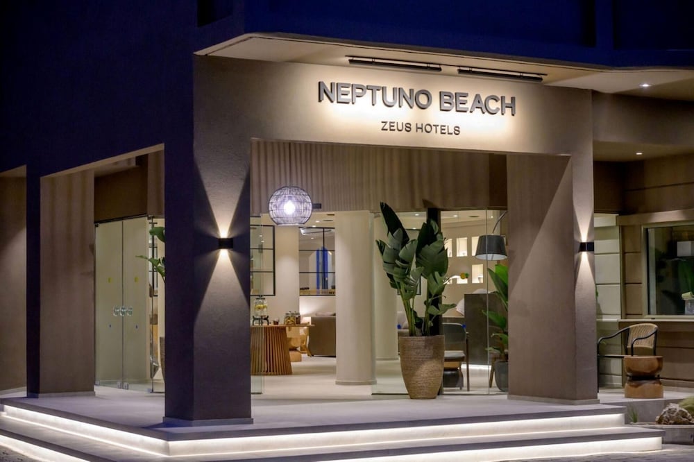 Zeus Hotels Neptuno Beach in MALEVIZI