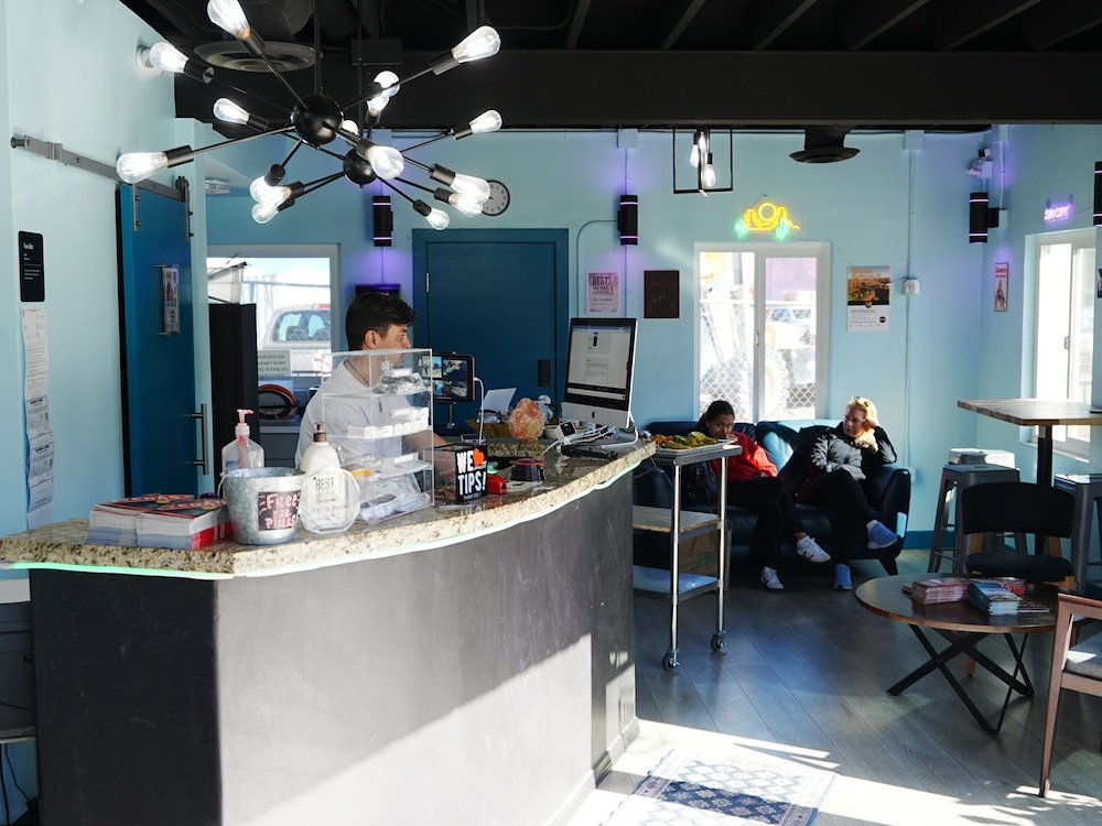 Sin City Hostel 33/50