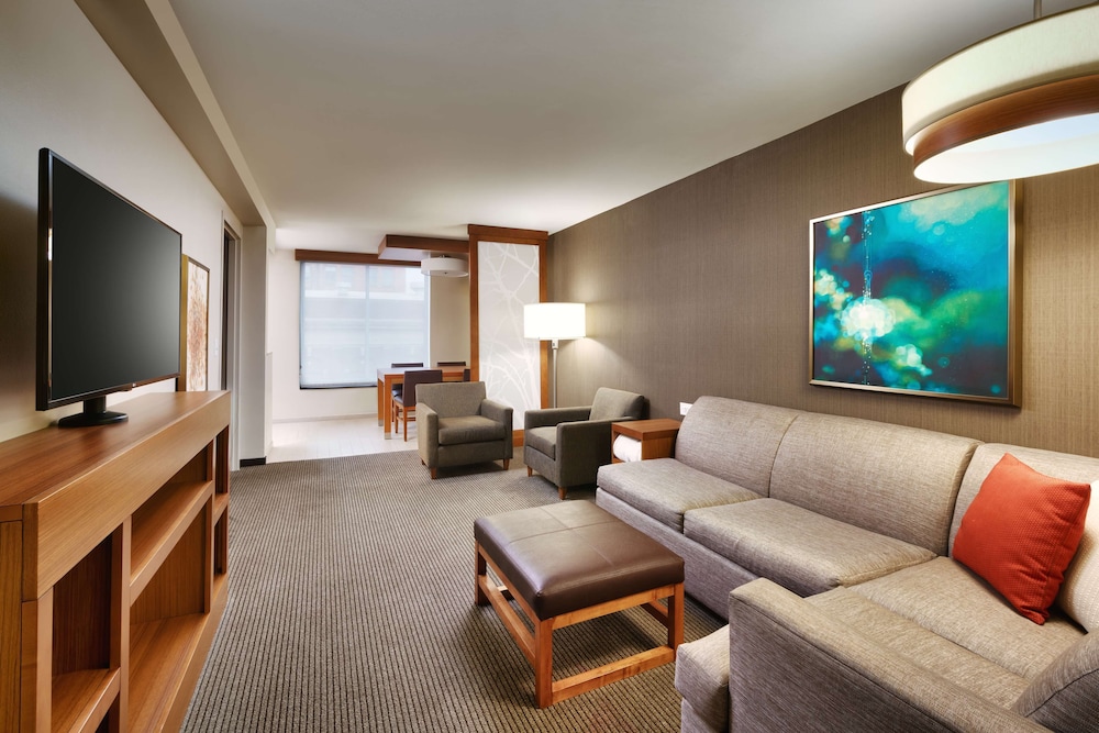 Hyatt Place Boise / Downtown 45/71