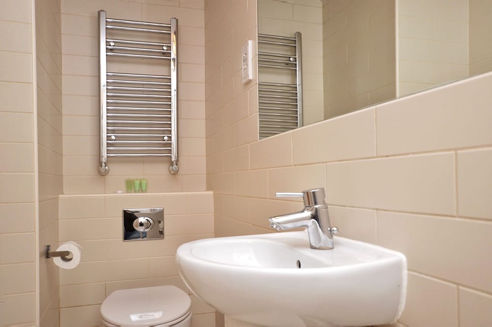 Princes Square Serviced Apartments 43/50