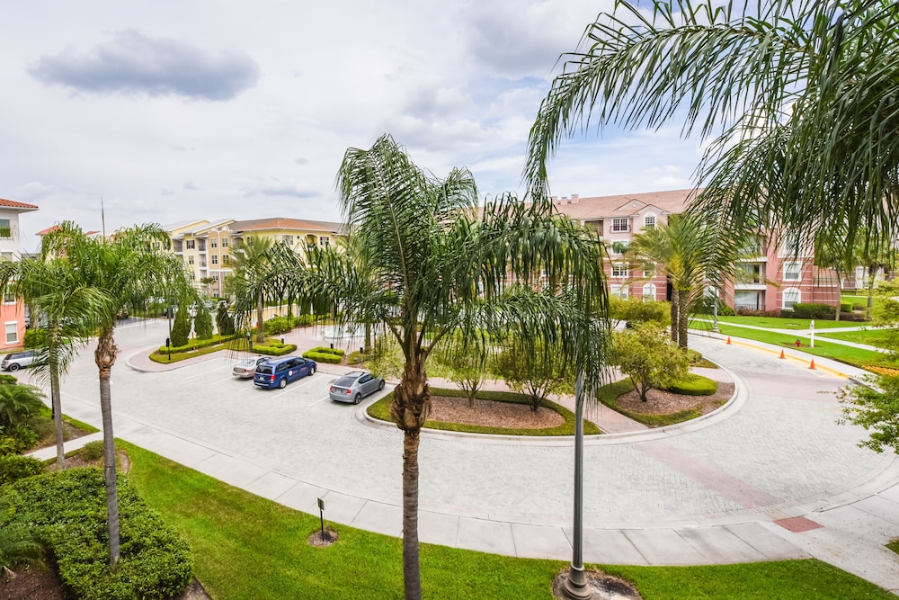 Orlando Resort Rentals near Universal 38/50