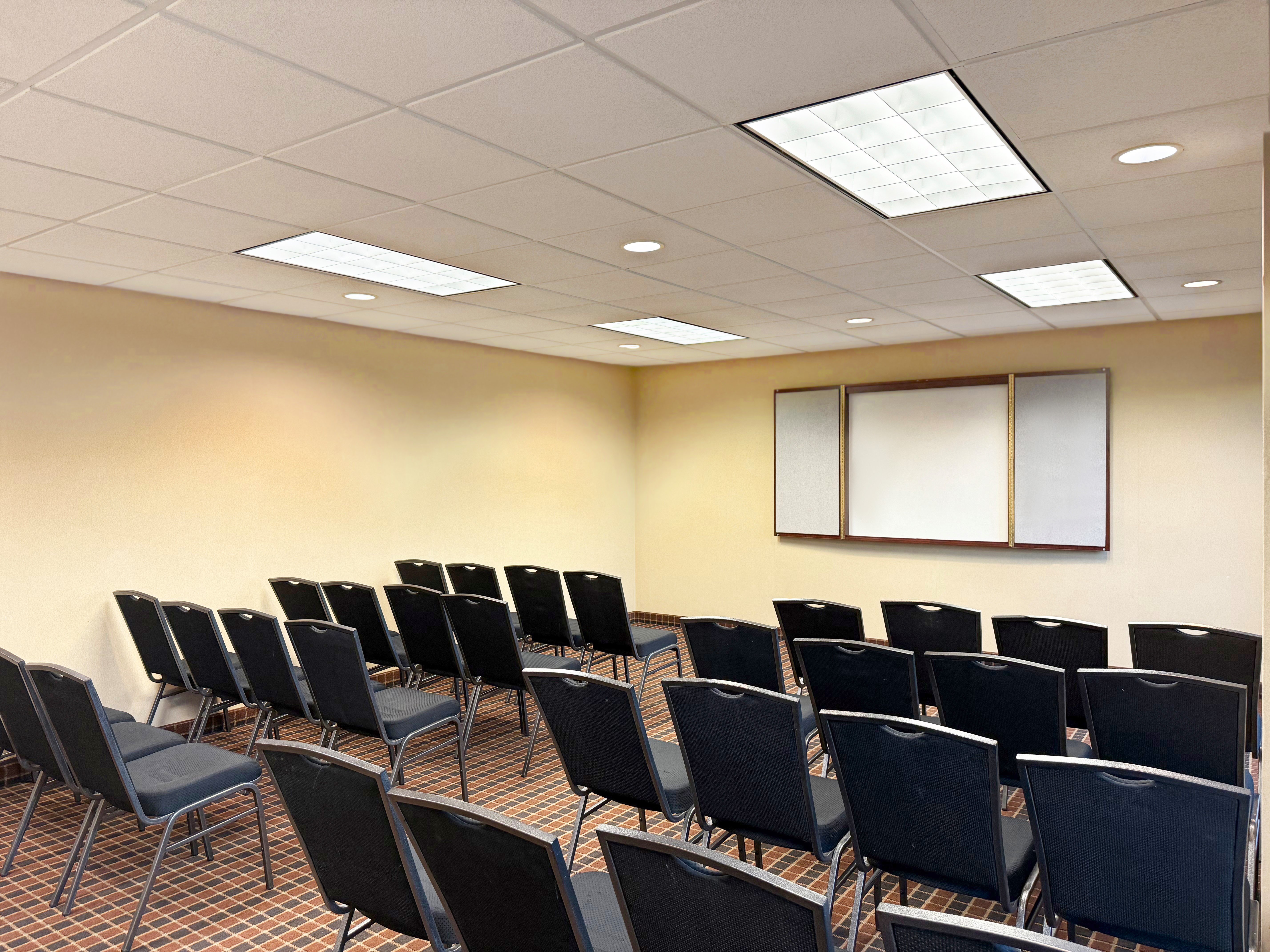 Holiday Inn South Plainfield-Piscataway 46/50