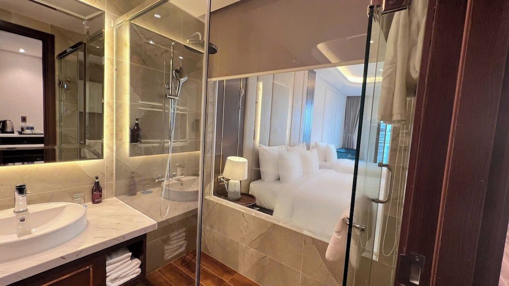 Oyster Bay Hotel Vung Tau 46/48