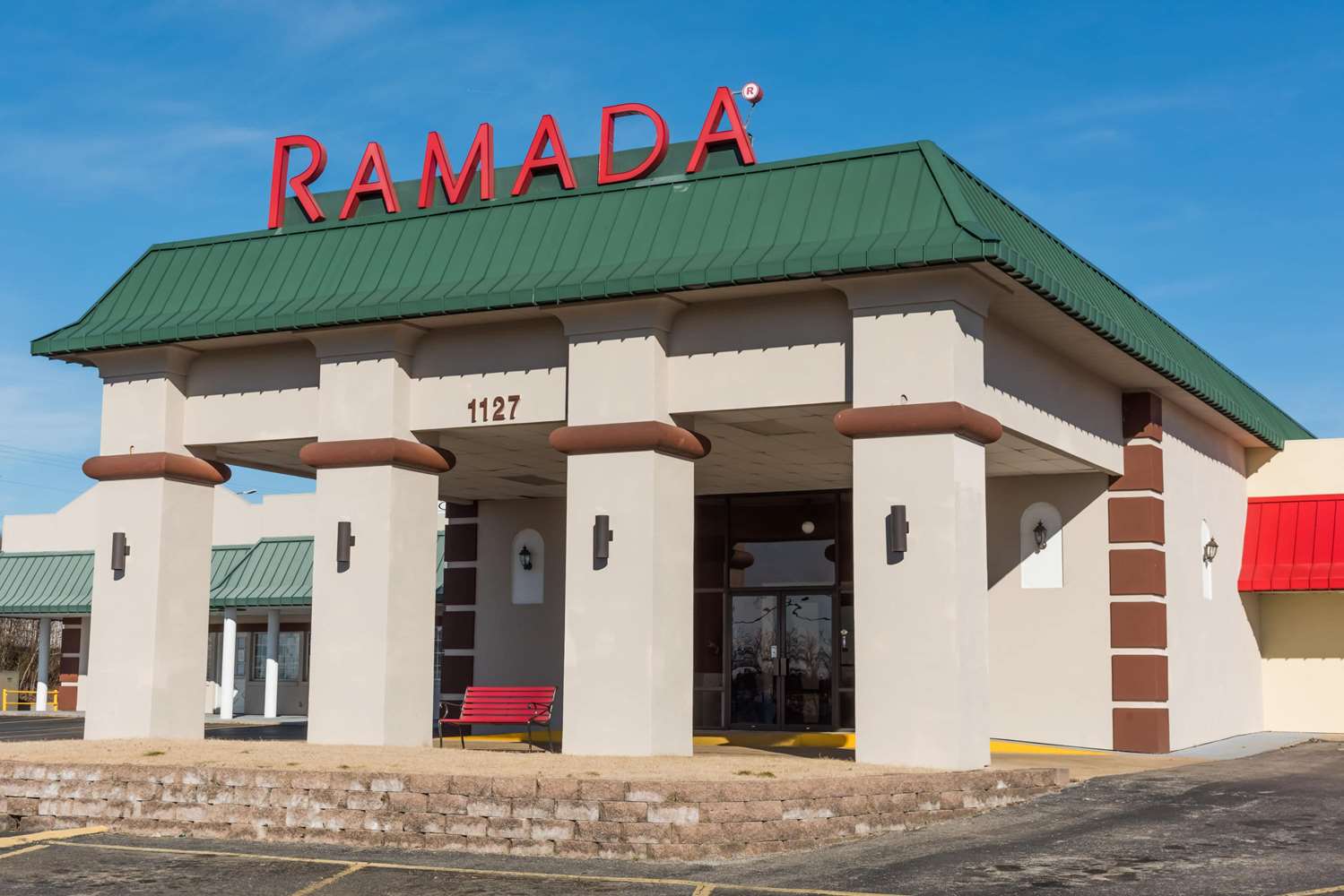Ramada by Wyndham Mountain Home 1/40