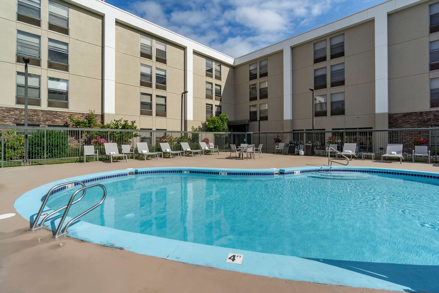 Best Western Plus Bellingham 38/40