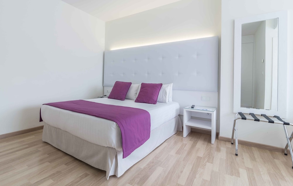 Hotel Albahia 9/50