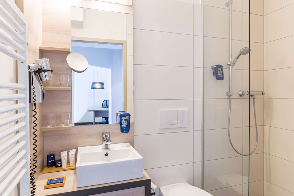 PARK INN BY RADISSON GOTTINGEN 6/49