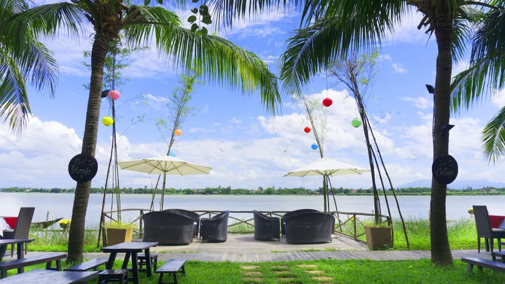 Vinh Hung Riverside Resort 39/78