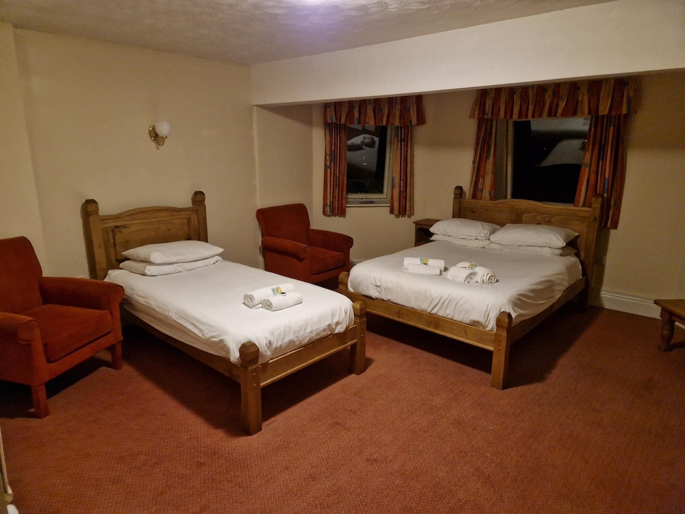 The Menai Hotel 7/46