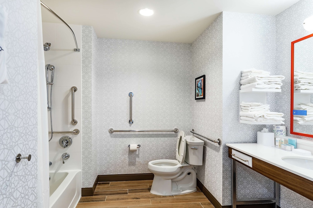 Hampton Inn & Suites Columbia Killian Road 25/78