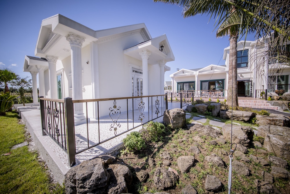 Jeju Washington Pension 3/32