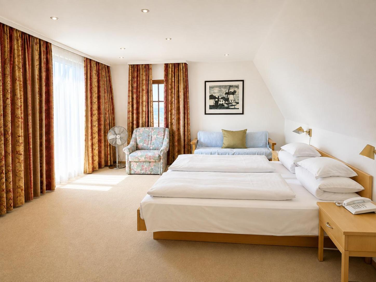 2 Bedrooms, Apartment, with View