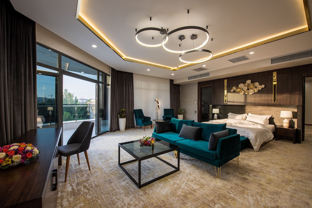 Wyndham Garden Tashkent 66/84