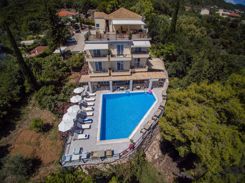 ALIKI HOTEL 8/76