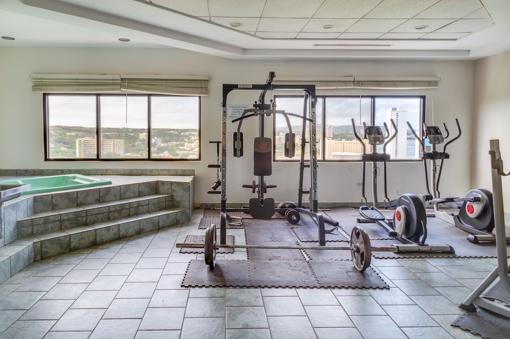 Bayview Hotel Guam 23/50