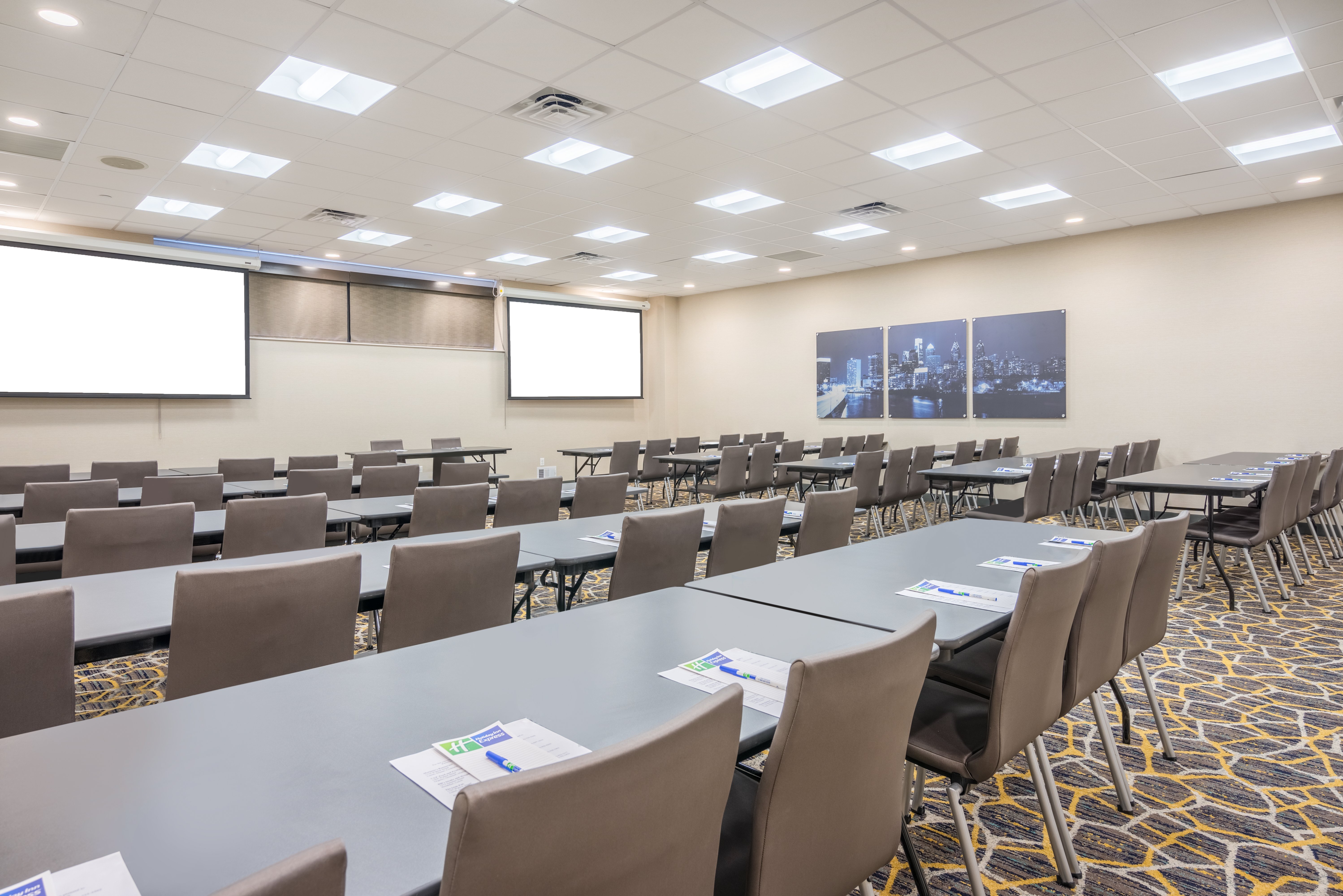 Holiday Inn Express Philadelphia-Midtown 58/77