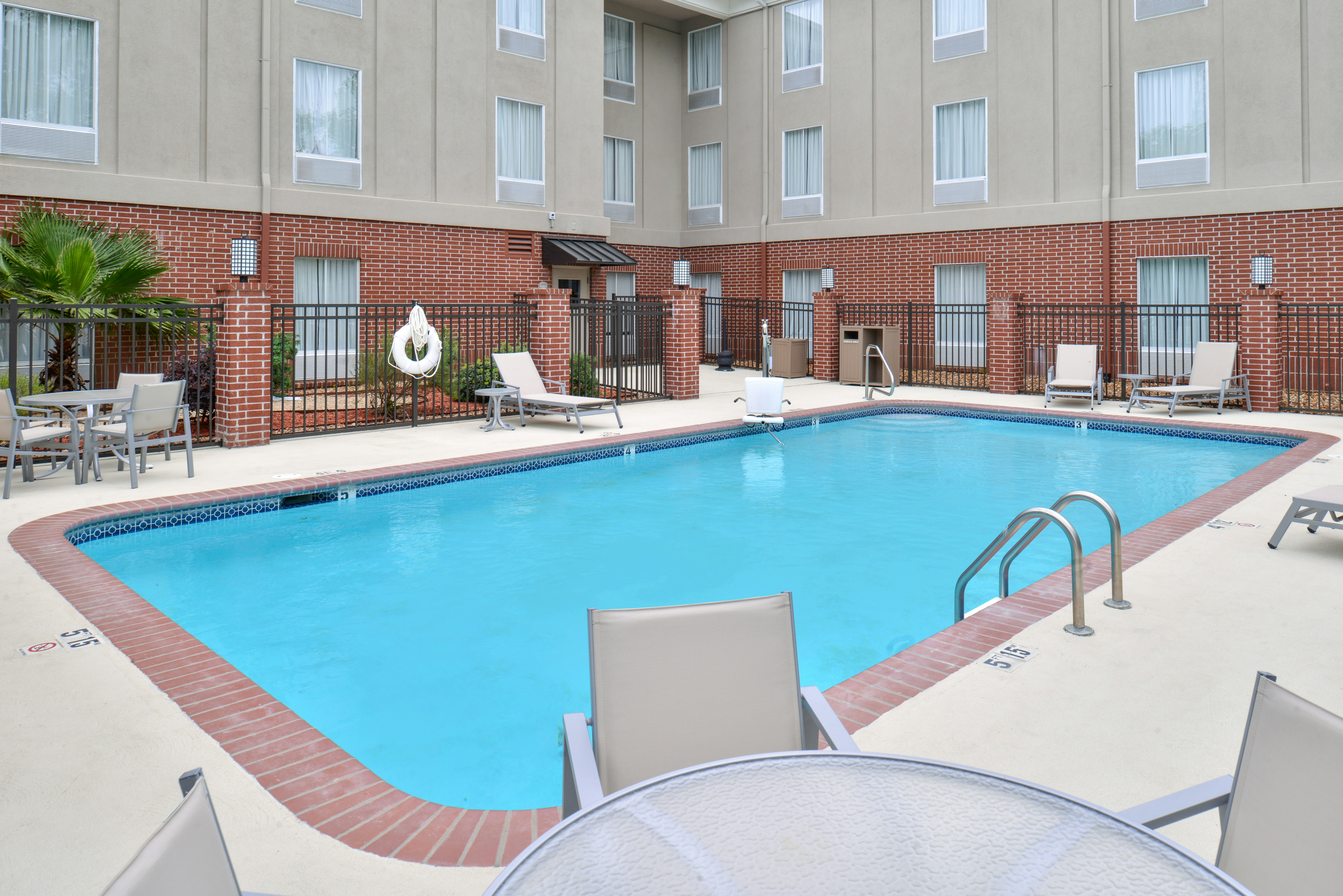 Holiday Inn Express Hotel And Suites Lafayette 49/49