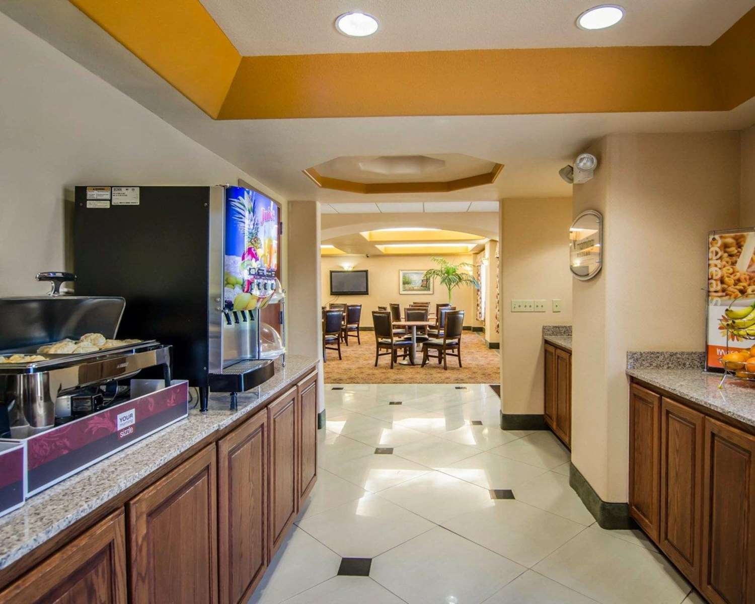 Sleep Inn & Suites Springdale West 7/33
