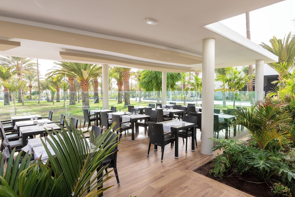 Hotel RIU Gran Canaria 48/63
