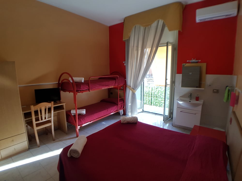 Hotel Ginevra 22/71