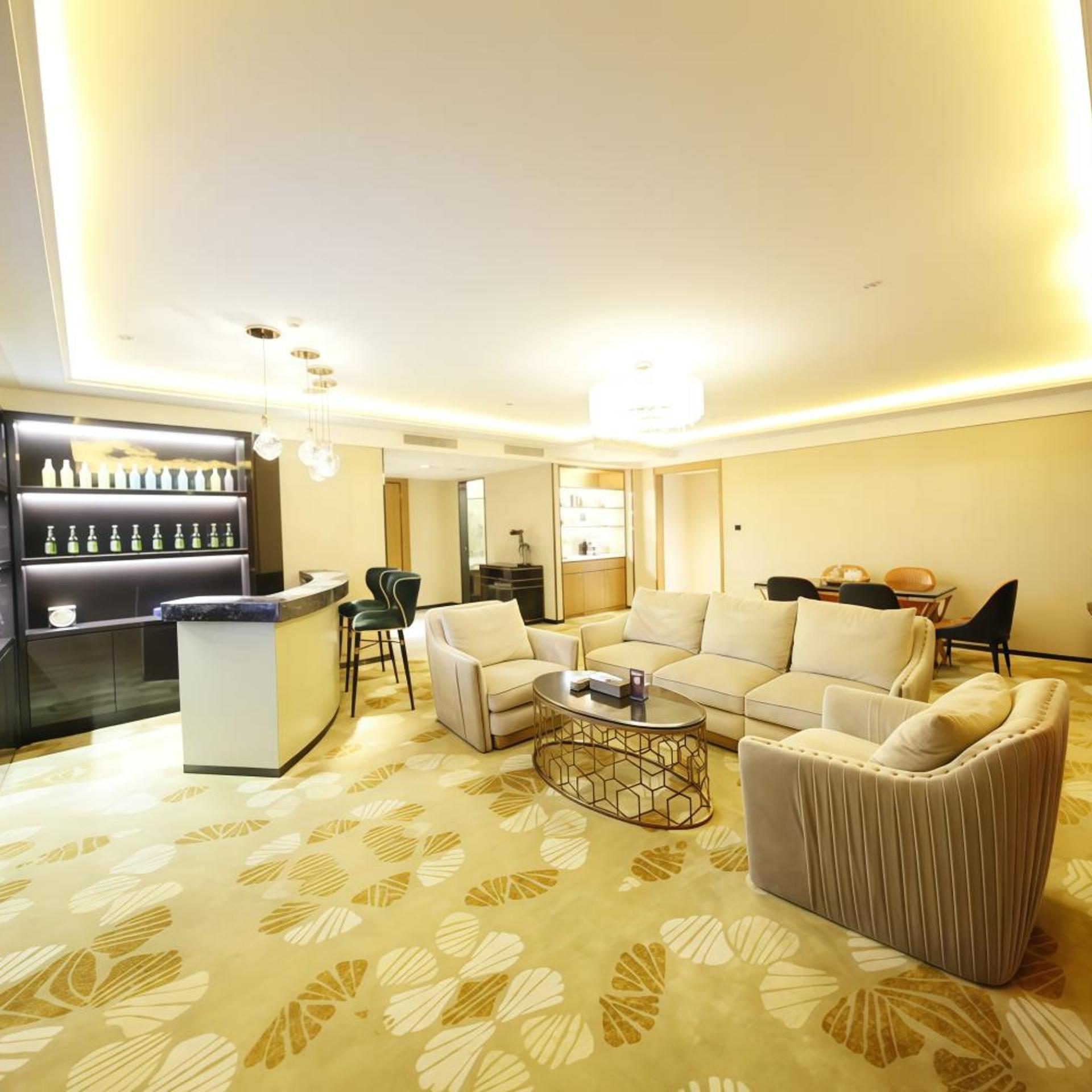 Huhua International Hotel (Shanghai Songjiang) 25/35