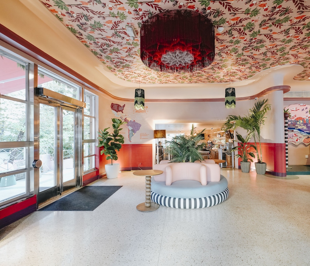 Viajero Miami - Adults Only 10/73