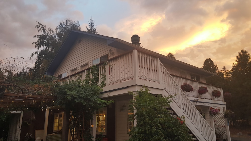 Husum Riverside Bed And Breakfast 2/50