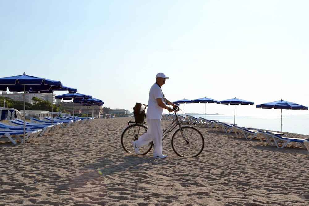 Luna Club Yoga & Spa Hotel 41/66