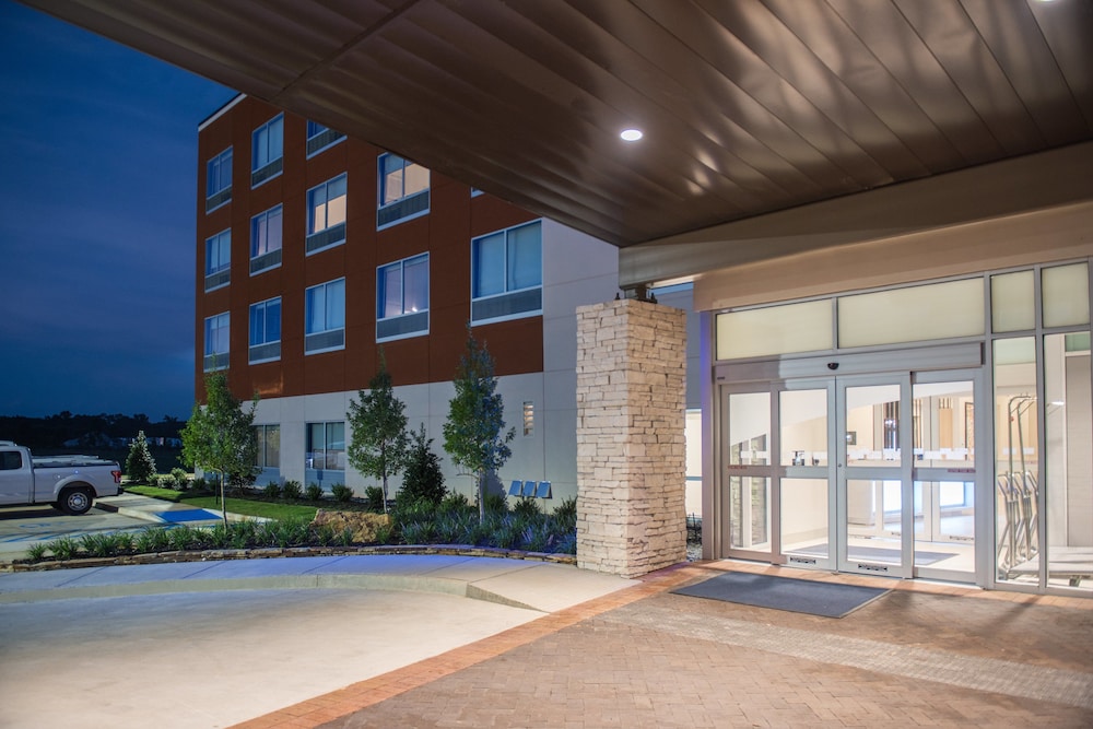 Holiday Inn Express And Suites Ruston 39/57