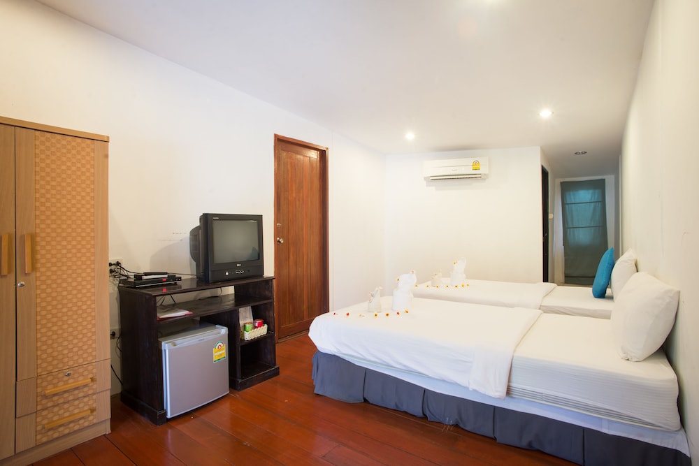 B52 BEACH RESORT 14/60