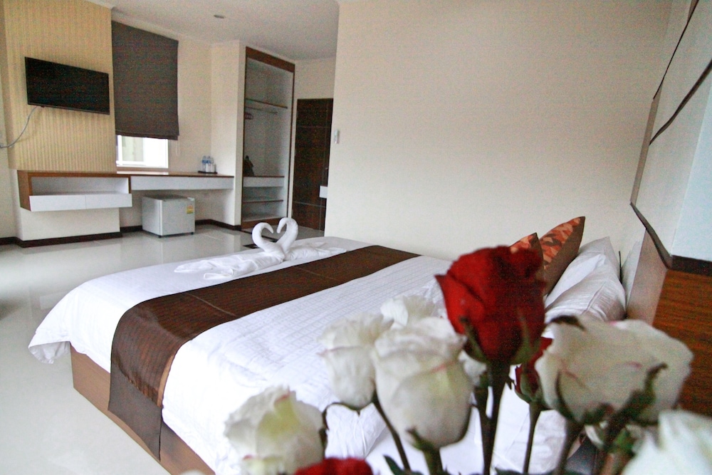 Ttt Hotel 20/48