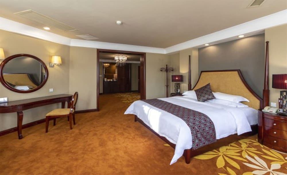 Gaoming Country Garden Phoenix Hotel 6/25