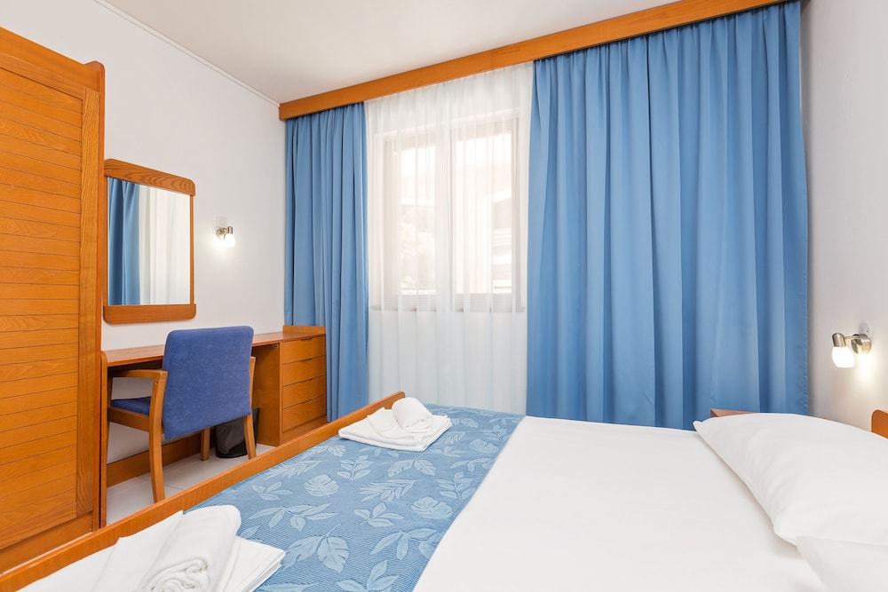 Maistra Select Riva Apartments Vrsar 4/50